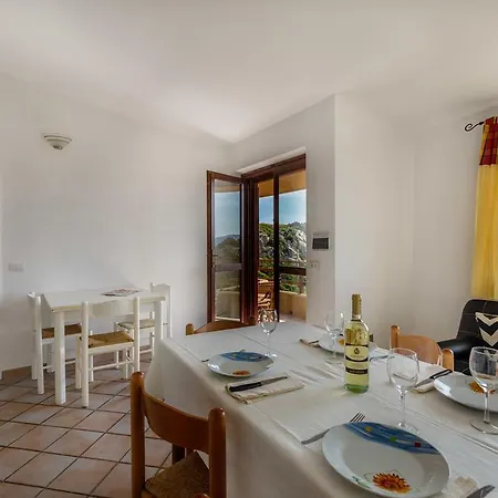Bouganville Trolli Villa Costa Paradiso